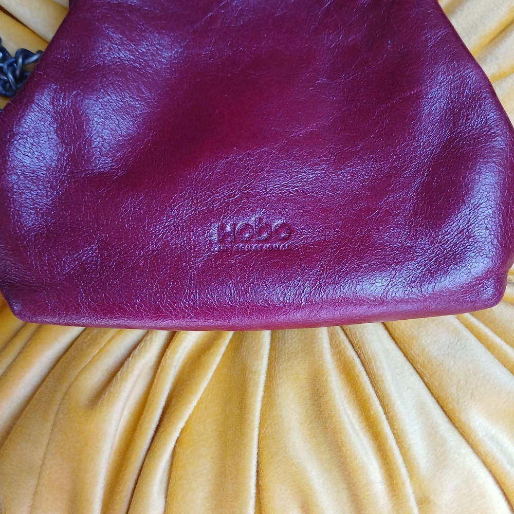 HOBO Red Leather Clutch with Chain Strap - Picture 2 of 8